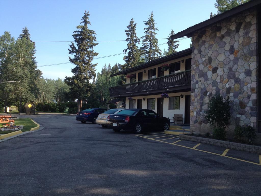 The Gateway Inn Canmore Eksteriør billede